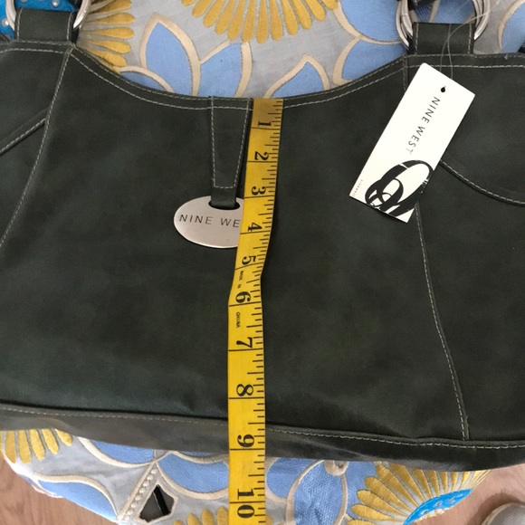 NEW Nine West Moss Handbag - Picture 5 of 10